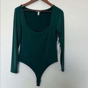 Leith Long Sleeve Bodysuit Green Bug Stretch Fitted Top Size Large NWT